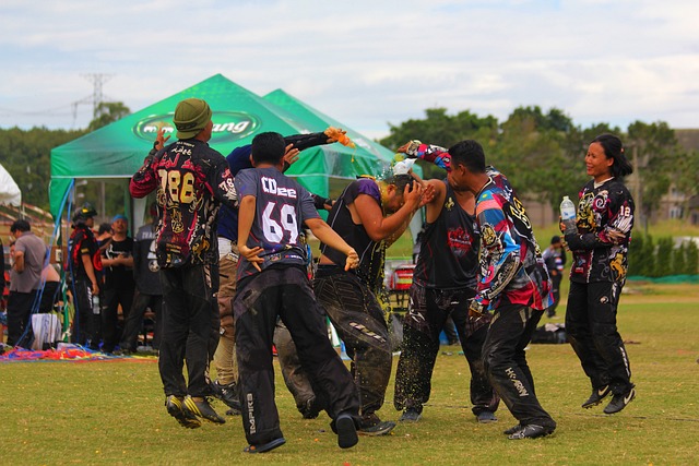 各支球队都 各支球队都